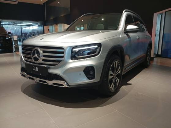 MERCEDES-BENZ GLB 220 2.0 MHEV PROGRESSIVE 4MATIC 8G-DCT MERCEDES-BENZ GLB 220 2.0 MHEV PROGRESSIVE 4MATIC 8G-DCT